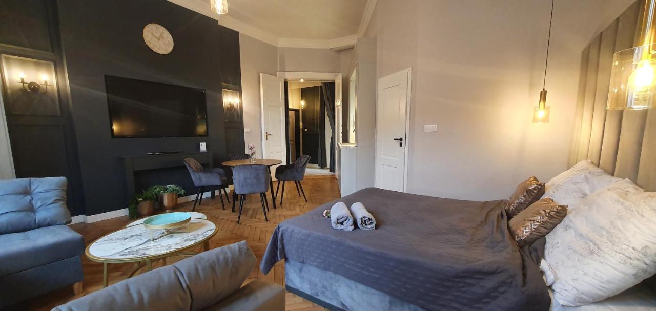 Dk Premium Ballady I Romanse Olsztyn  Dış mekan fotoğraf
